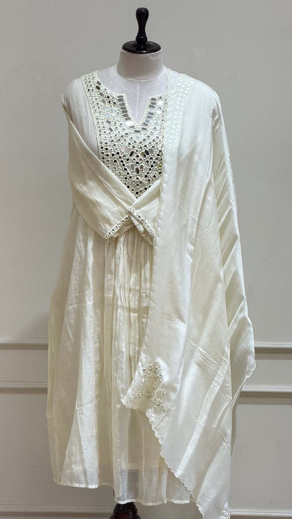 Off white mirror A line suit - 15509