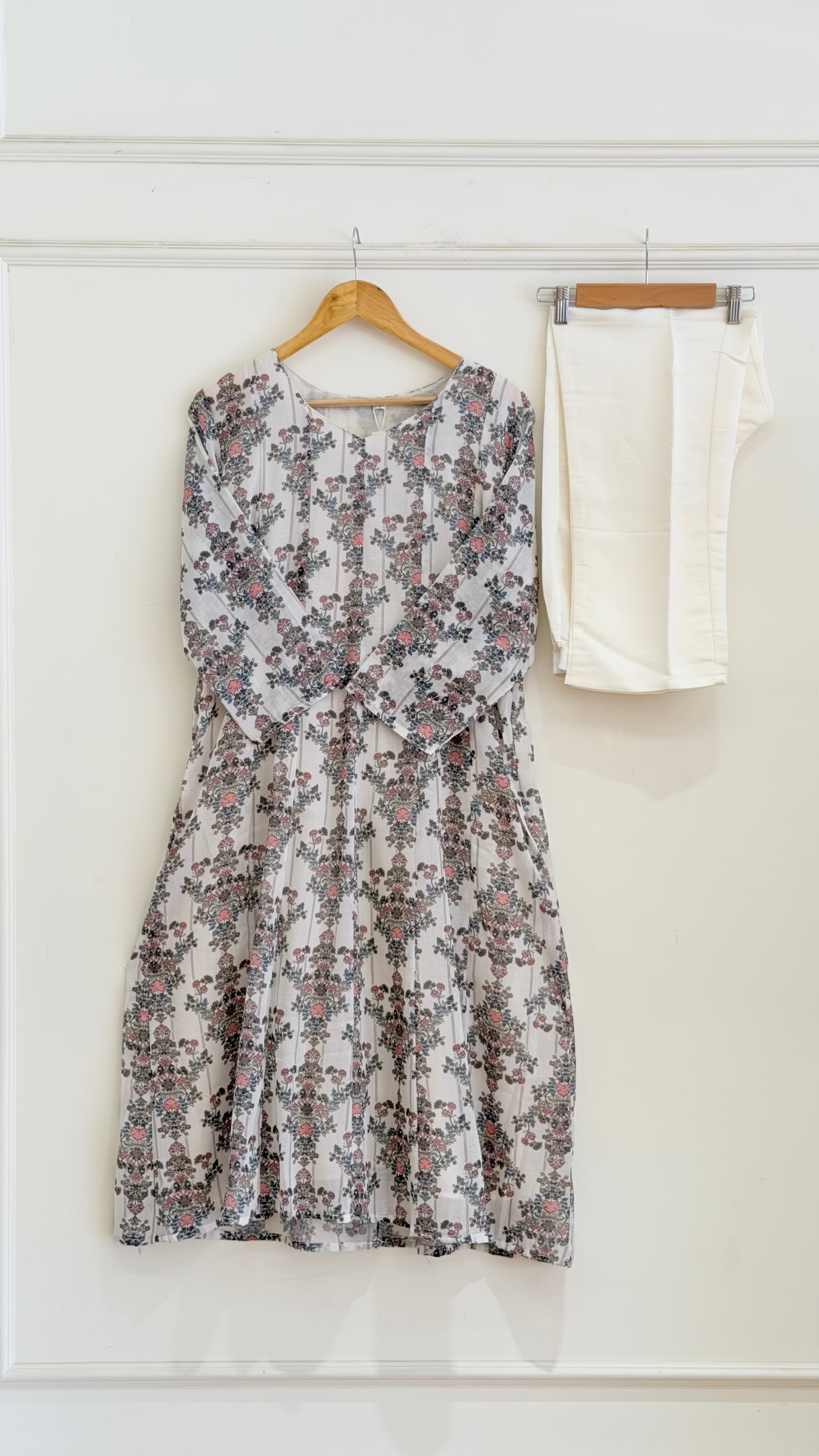 Offwhite floral co ord set - 15720