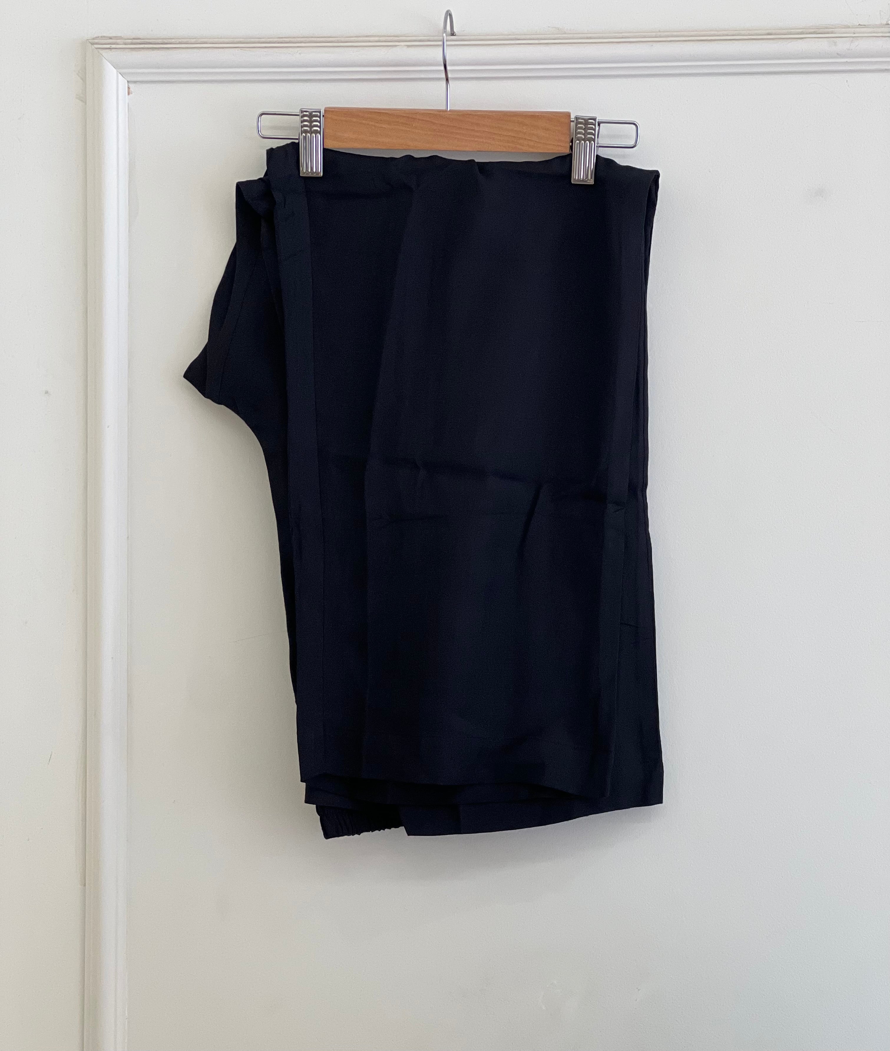 Black partywear suit - 15925