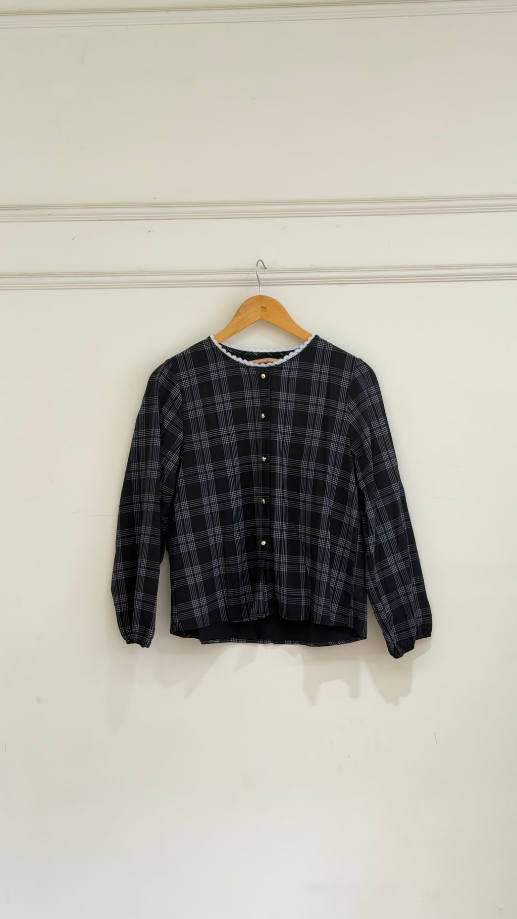 Black checked top - 15997