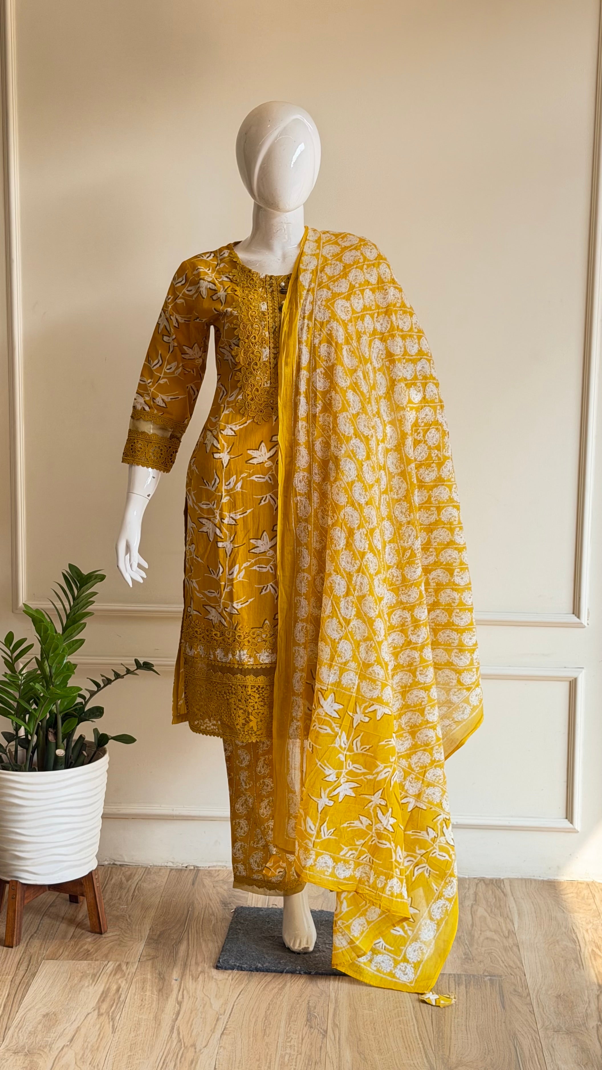 Yellow cotton suit - 16006