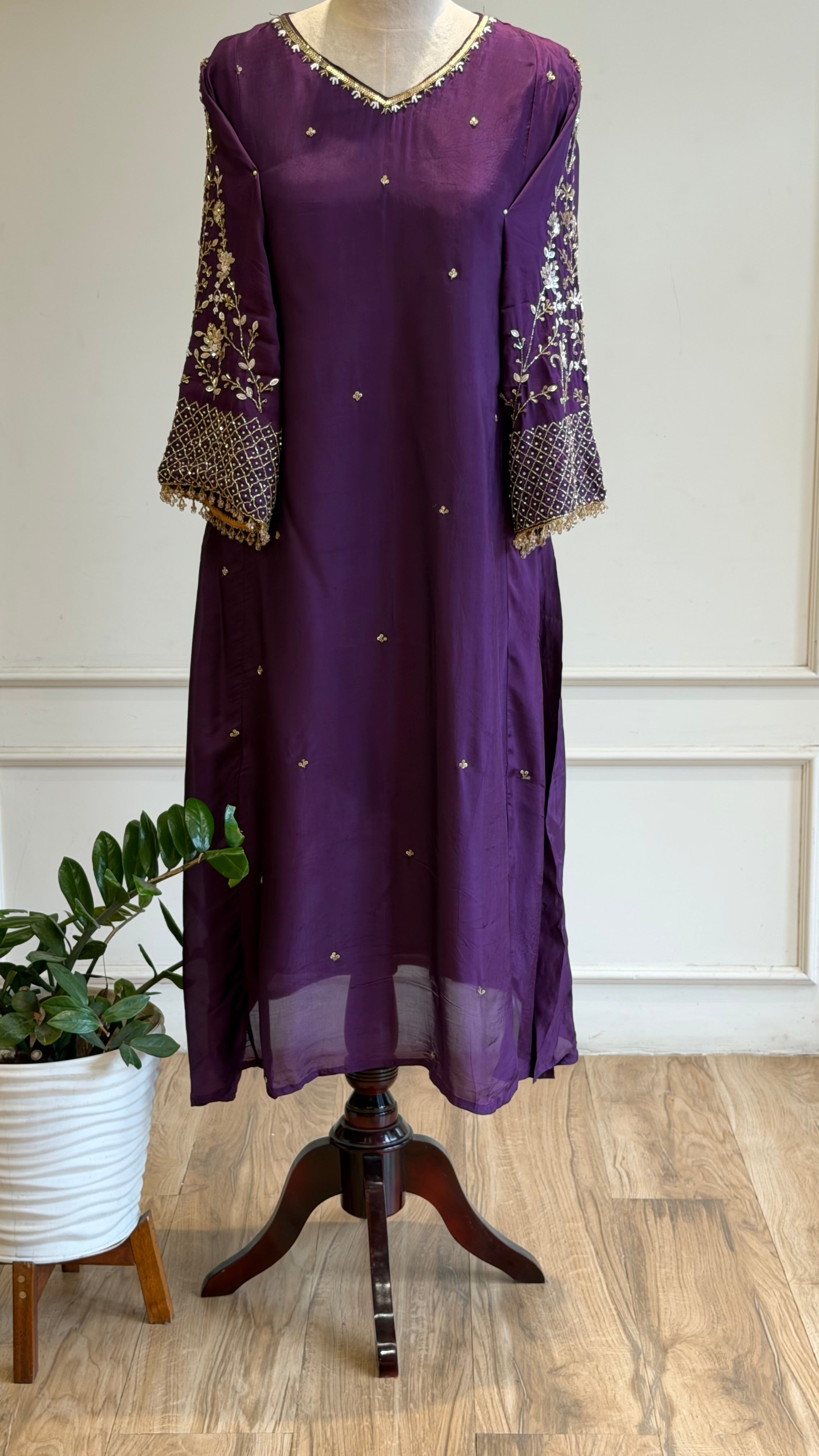 Beautiful Handworked Anarkali Suit-17040