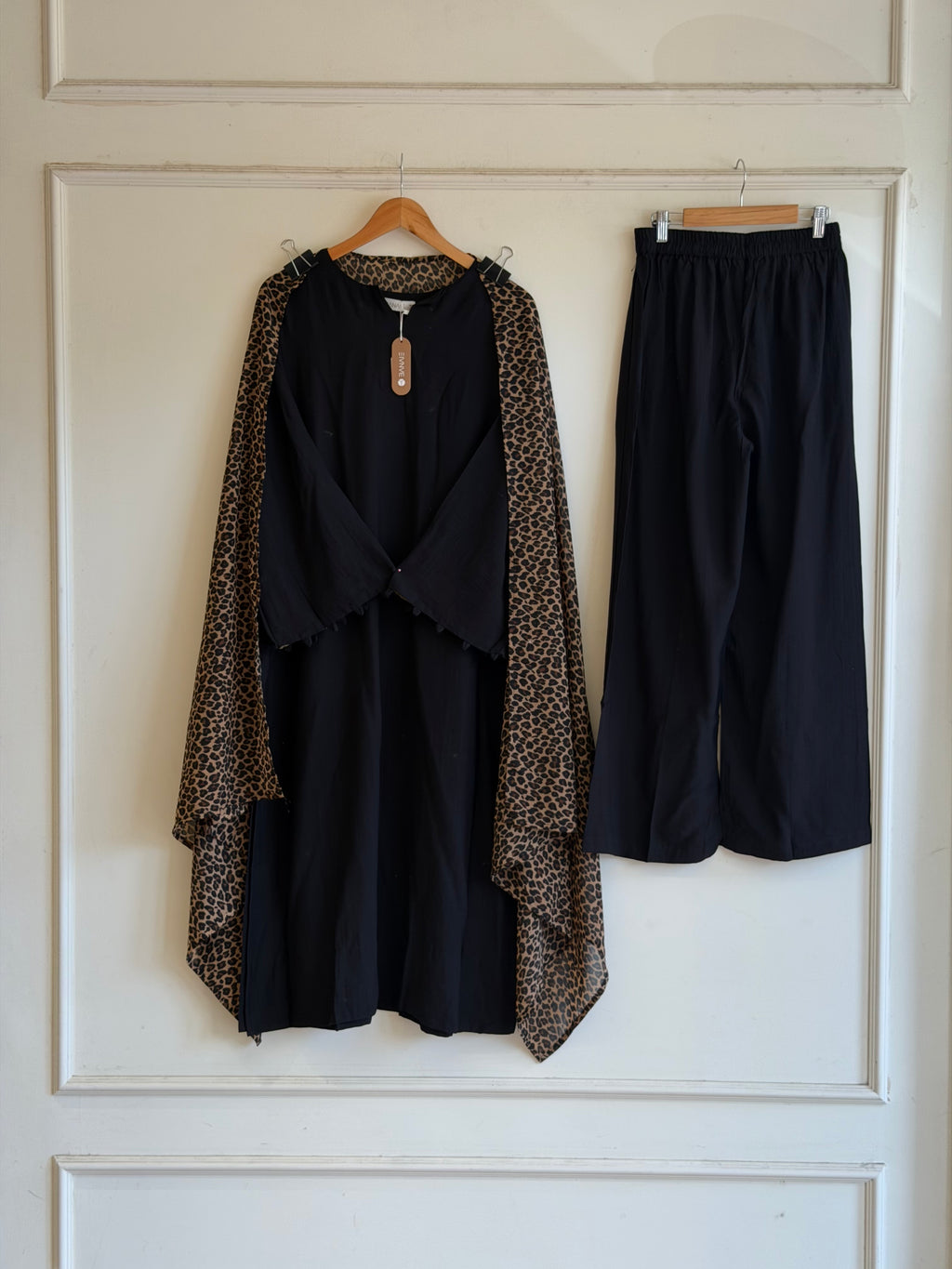 Free size Kurta set With Animal Print Dupatta-17344