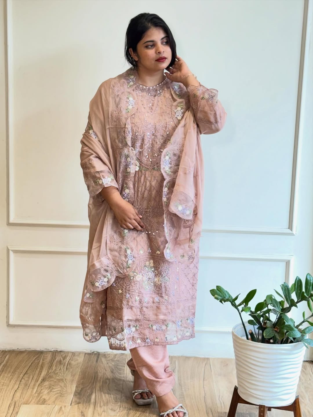 Embroidered Pakistani Suit - 16680