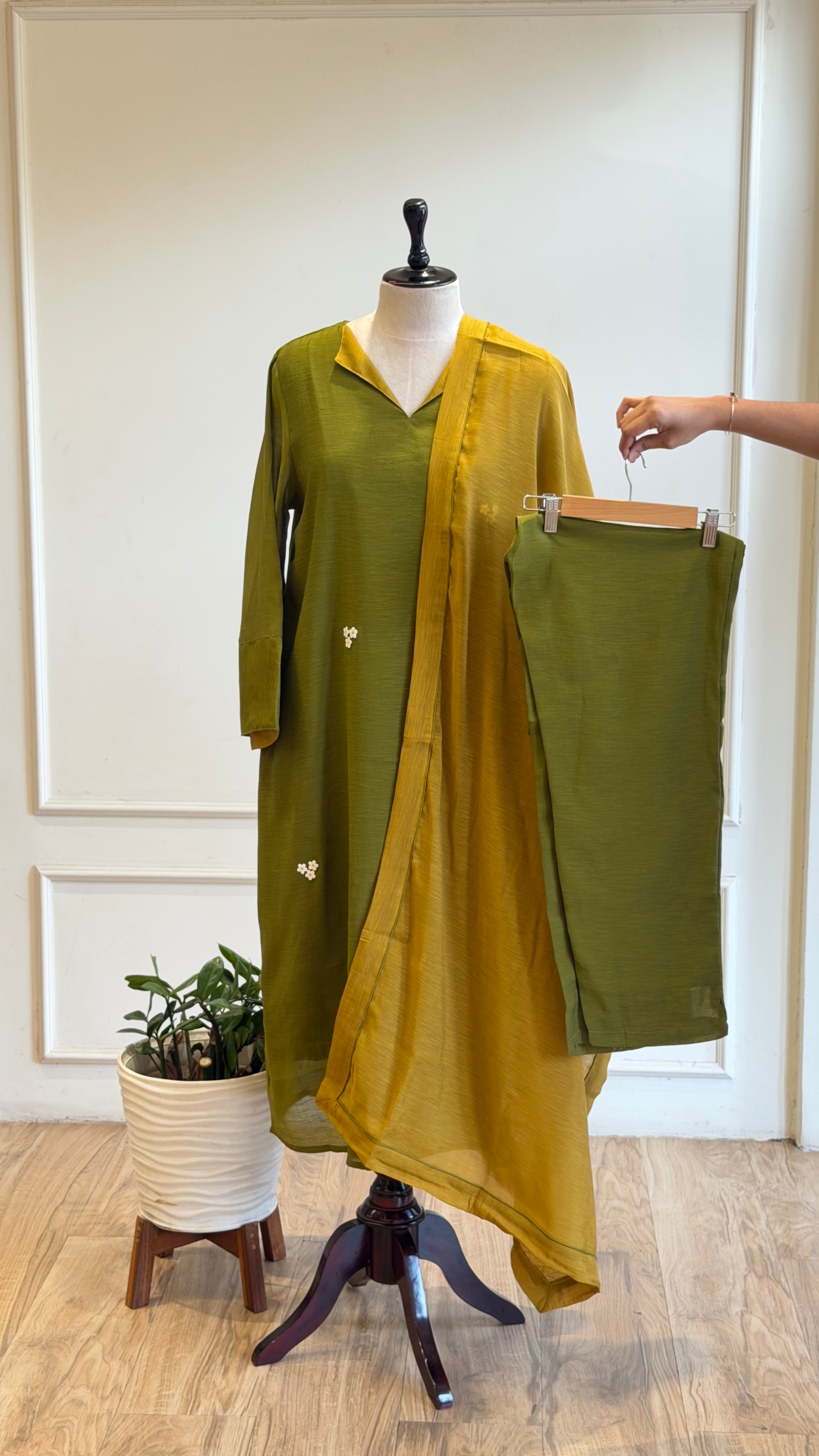 Beautiful A-line Suit-17071