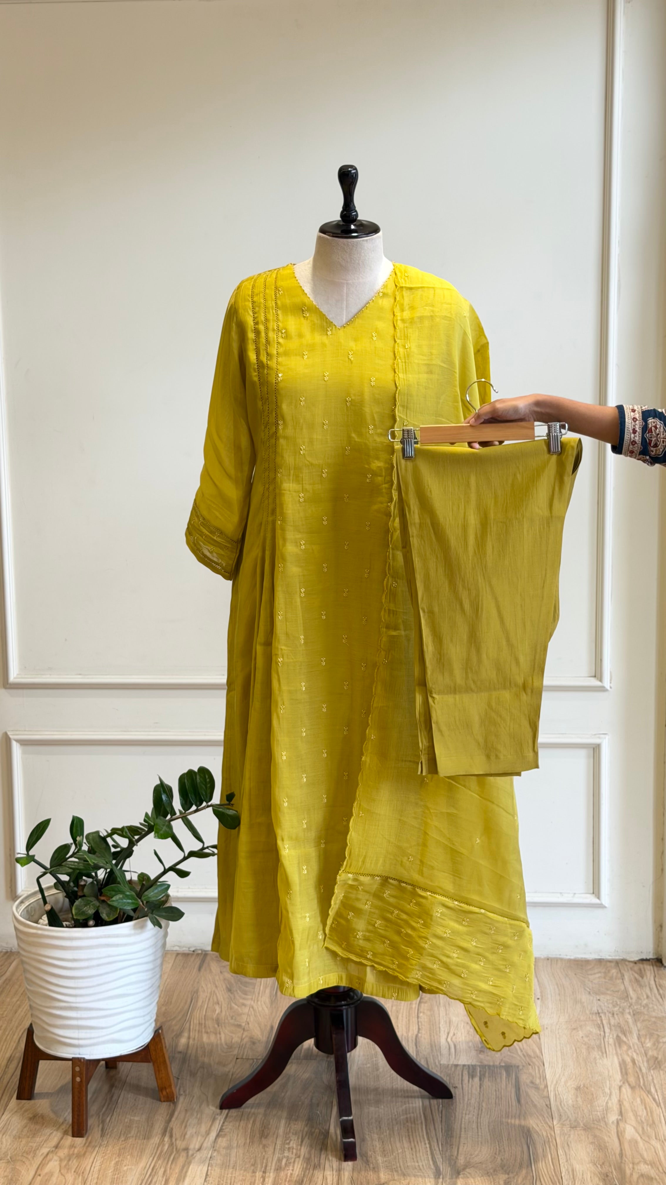 Thread Embroidered Anarkali Suit-17055