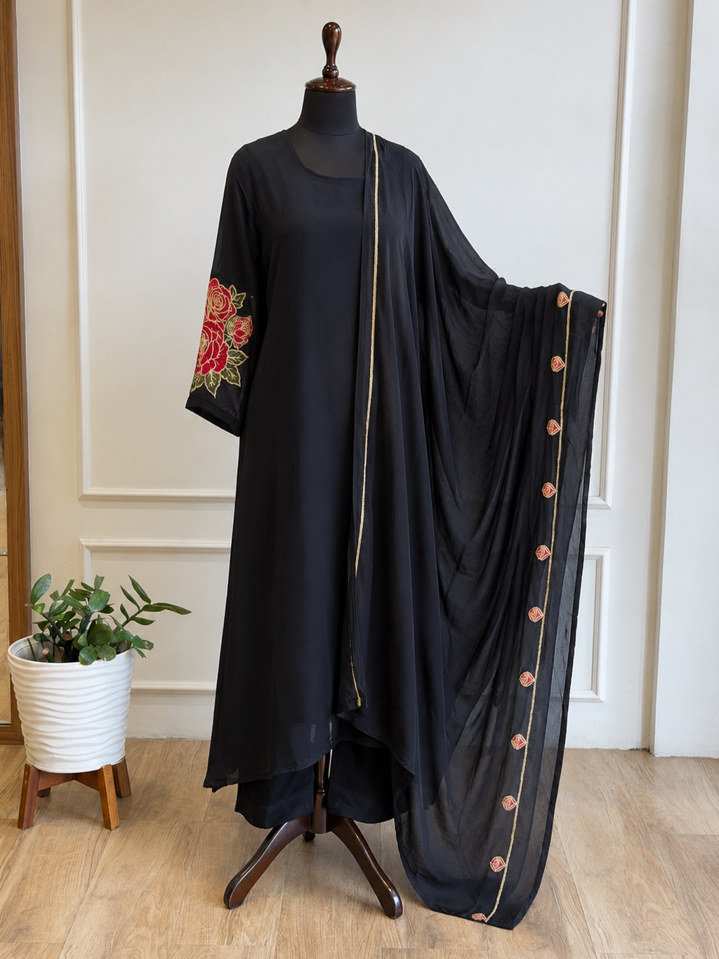 Pure Crepe Threadworked Suit-17184