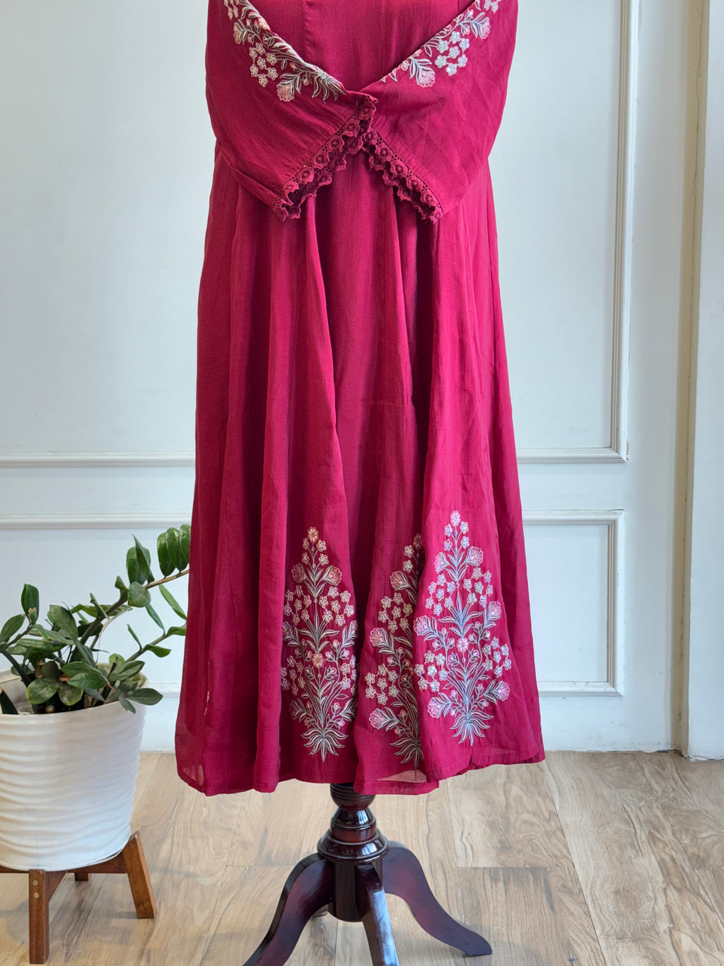 Thread Embroidered Anarkali Salwar Suit-17012