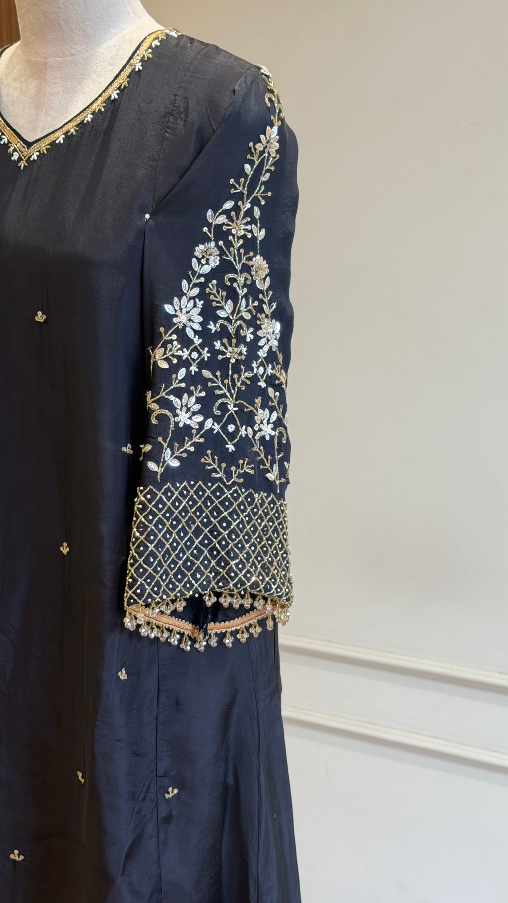 Beautiful Handworked Anarkali Suit-17040