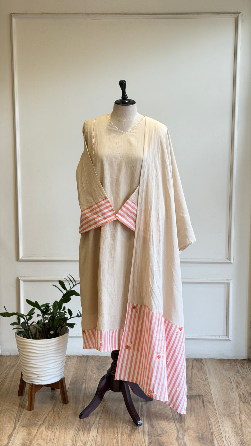 Simple Semi Partywear A-line Suit-17073