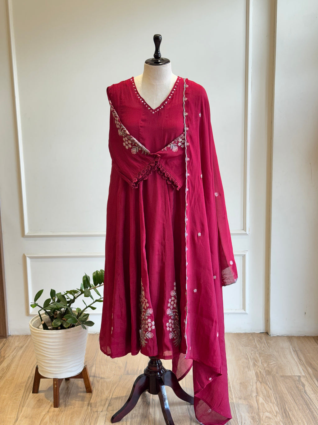 Thread Embroidered Anarkali Salwar Suit-17012