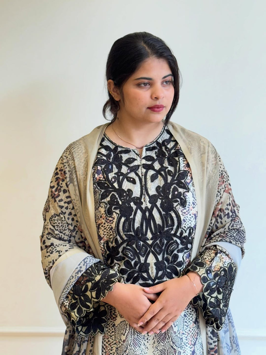 Beautiful Animal Print Pakistani Suit-17011