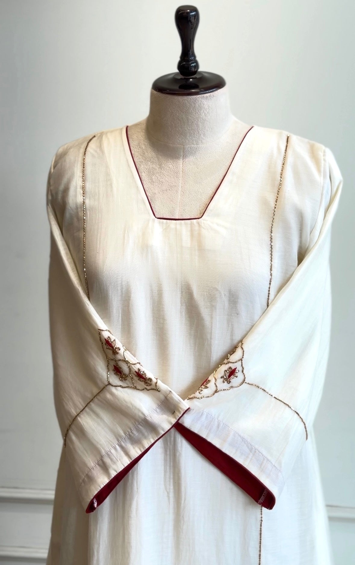 Beautiful White and red handworked suit - 16538