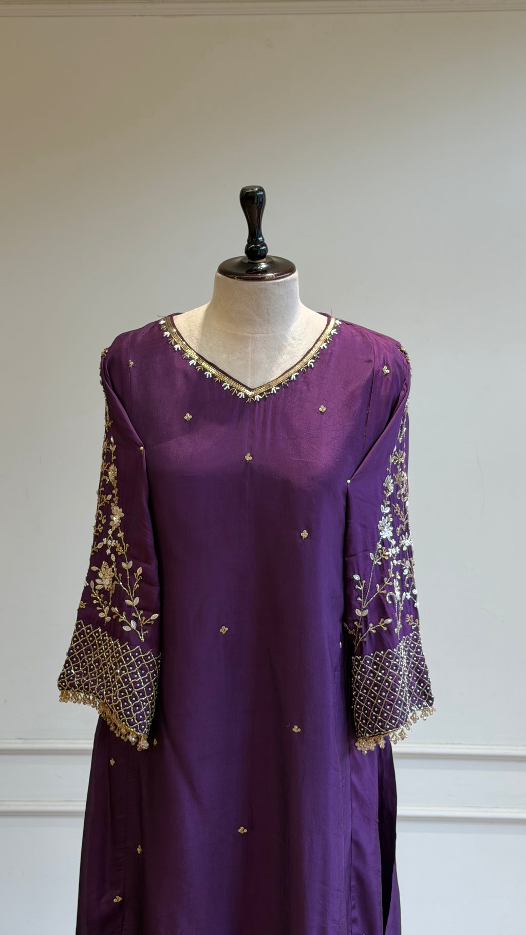 Beautiful Handworked Anarkali Suit-17040