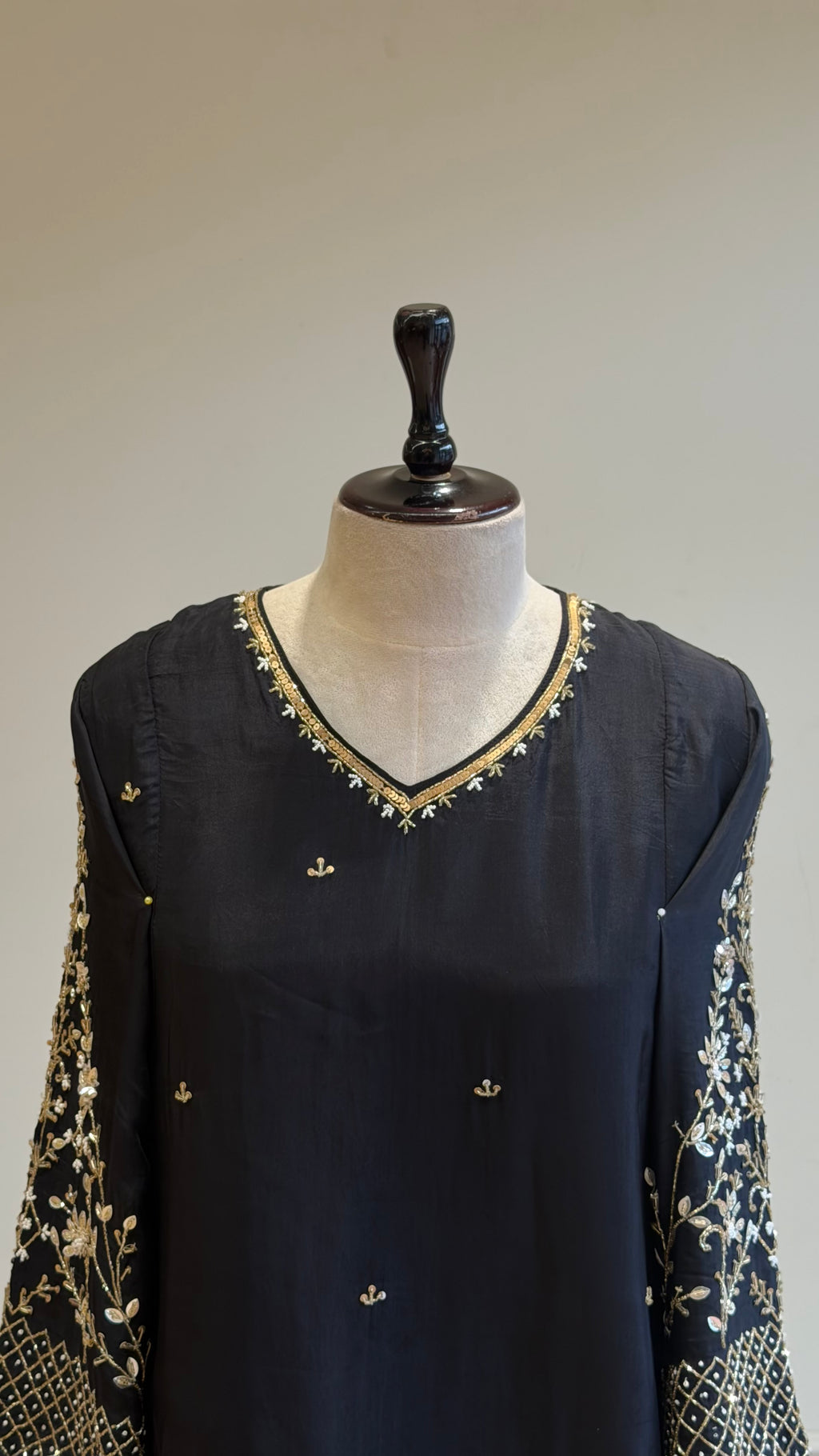 Beautiful Handworked Anarkali Suit-17040