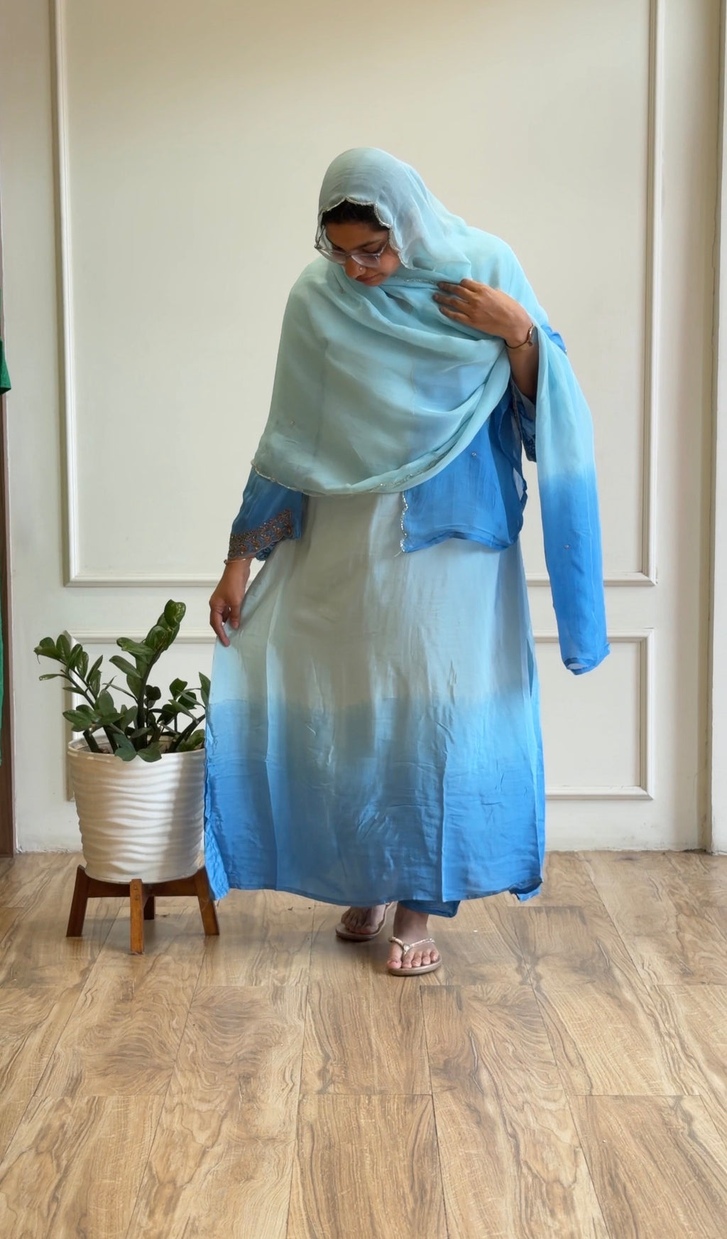 Dual toned Partywear suit-16927