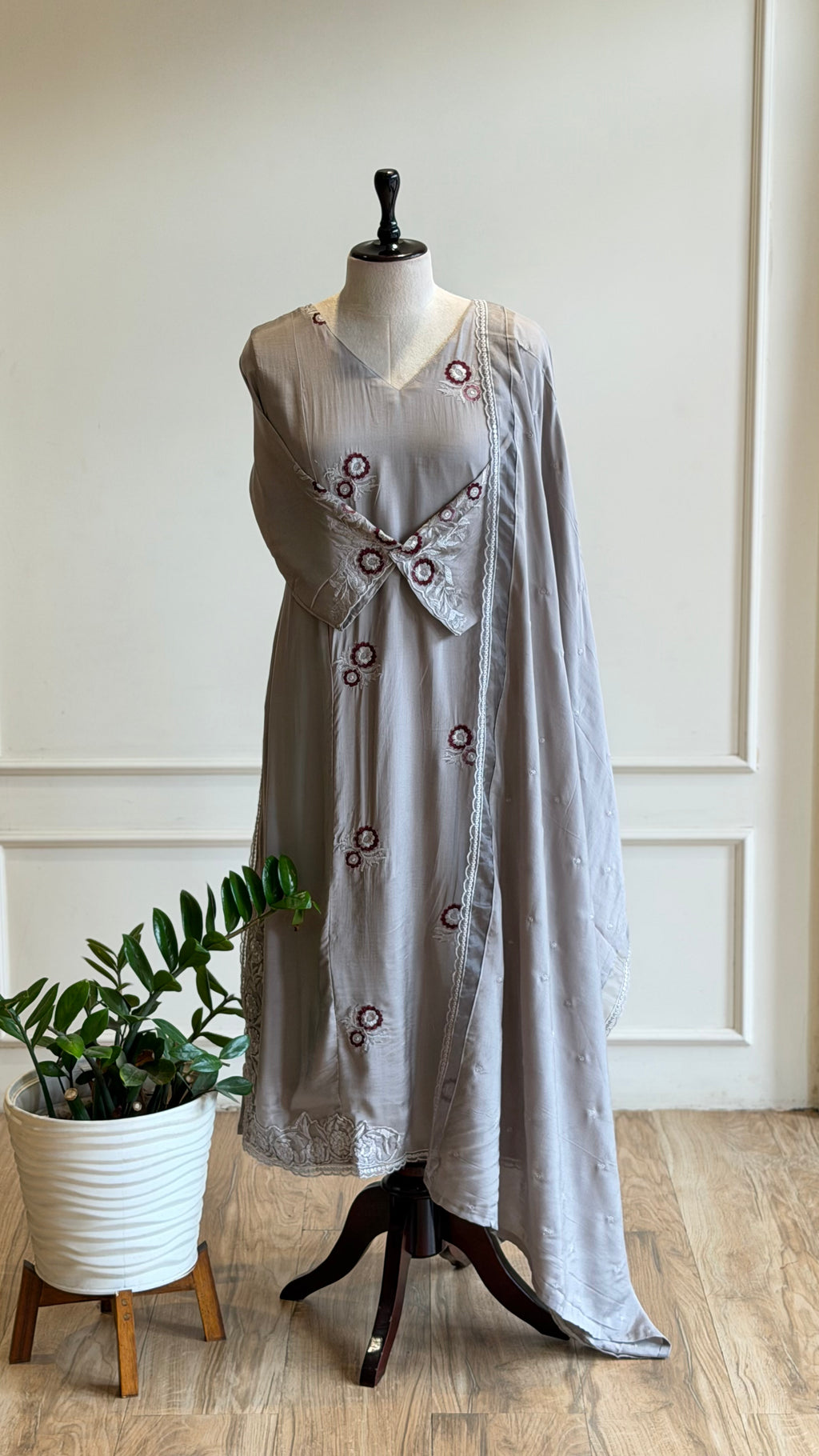 Grey Embroidered Suit -16558