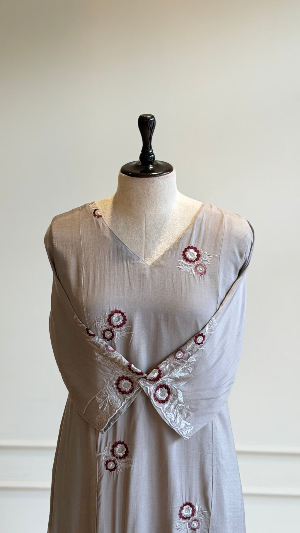 Grey Embroidered Suit -16558