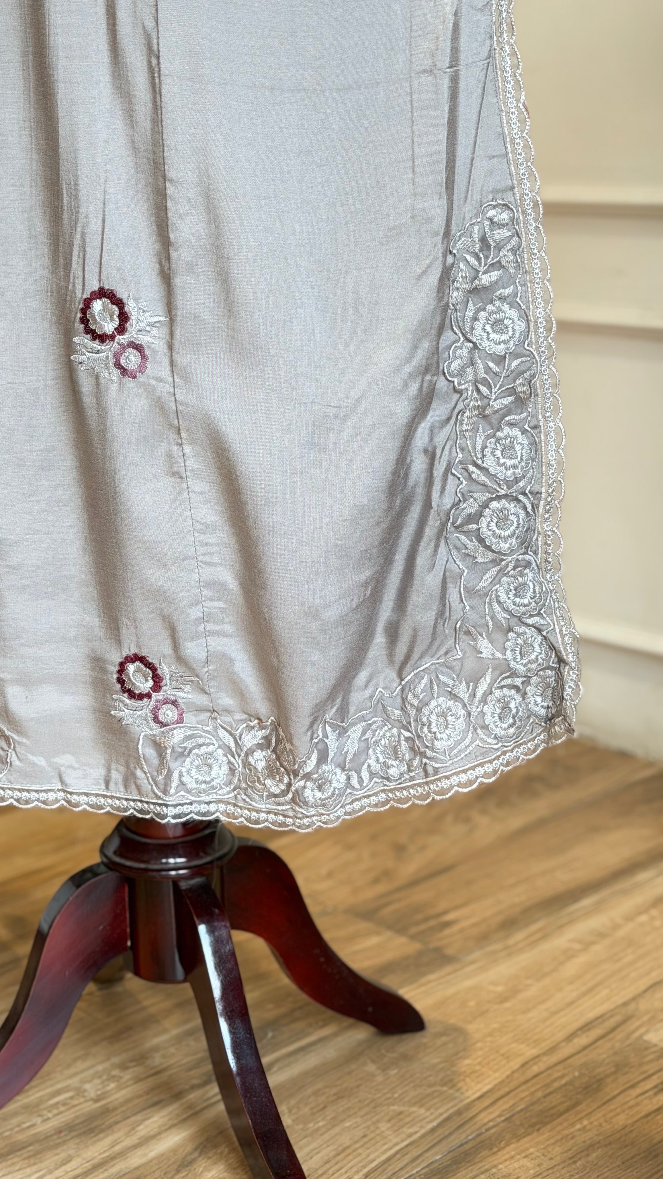 Grey Embroidered Suit -16558