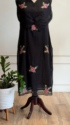 Black embroidered suit - 16541