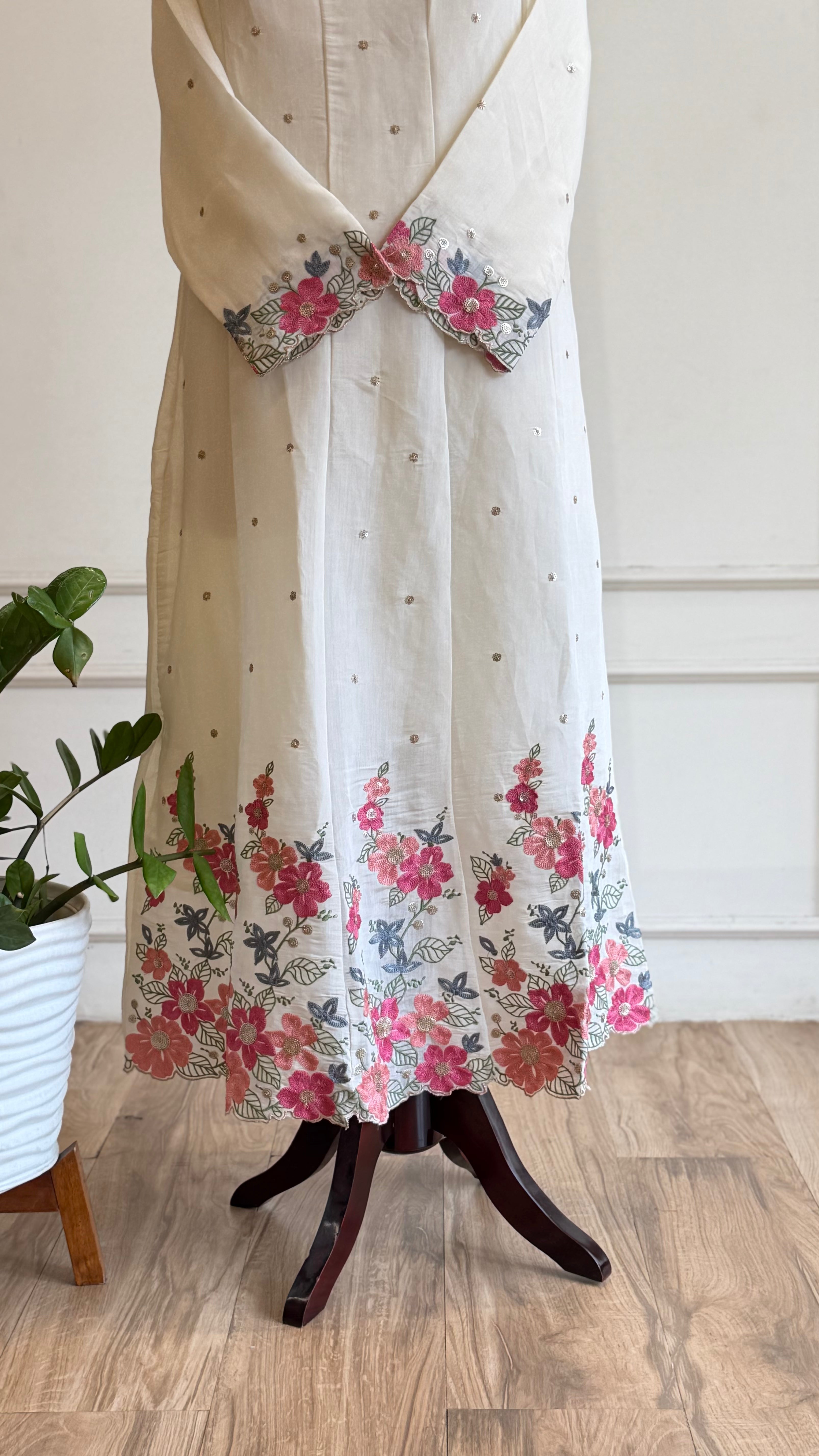 Floral Pearl White Anarkali suit - 16443