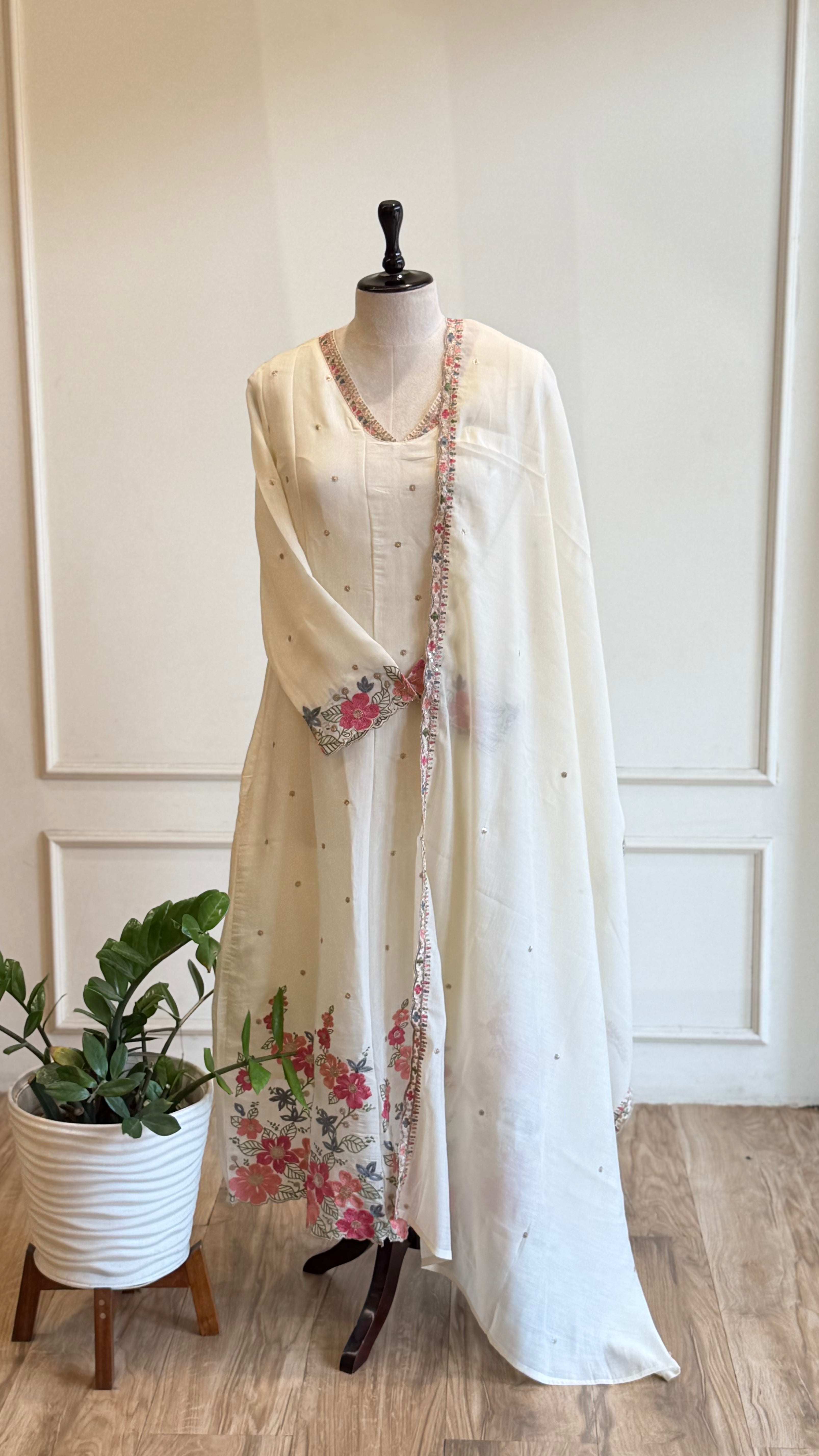 Floral Pearl White Anarkali suit - 16443