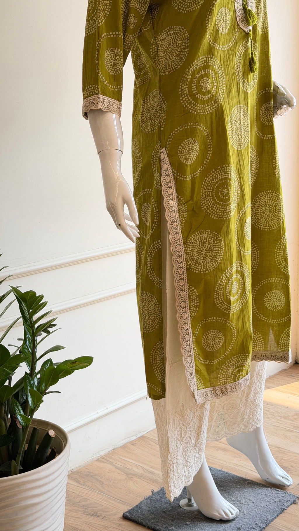 Bandhani print kurta and dupatta with schiffli palazzo bottom