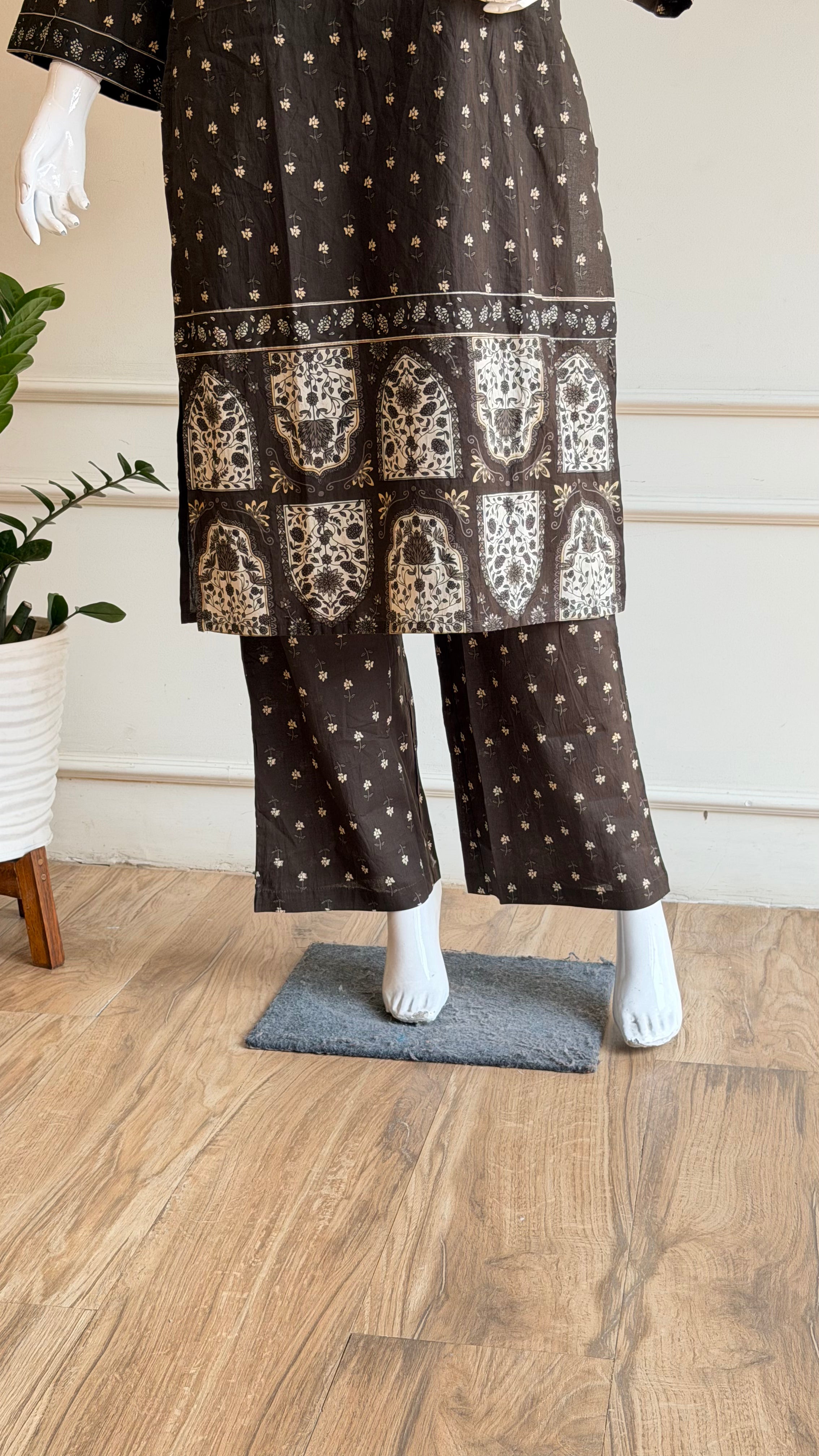 Pakistani printed cotton suit